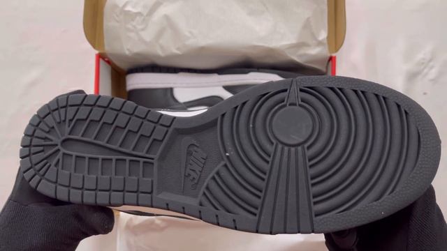 Unbox Nike Dunk Low Panda (Real) смотреть онлайн