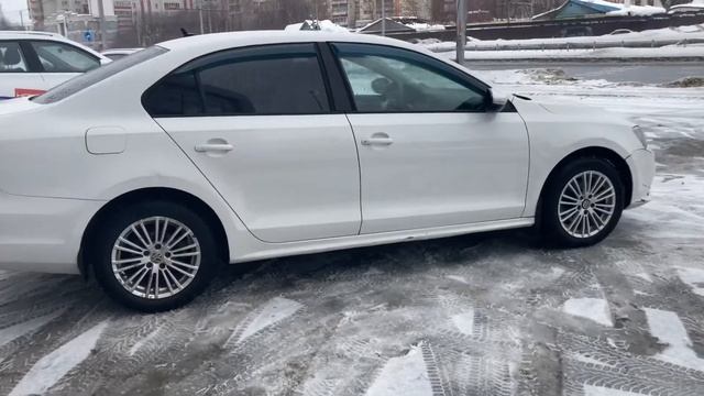 Volkswagen Jetta 2015г. смотреть онлайн