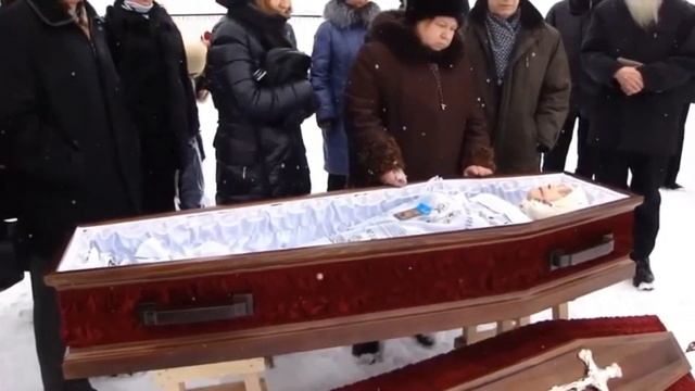 Весёлые похороны бабушки Маши смотреть онлайн