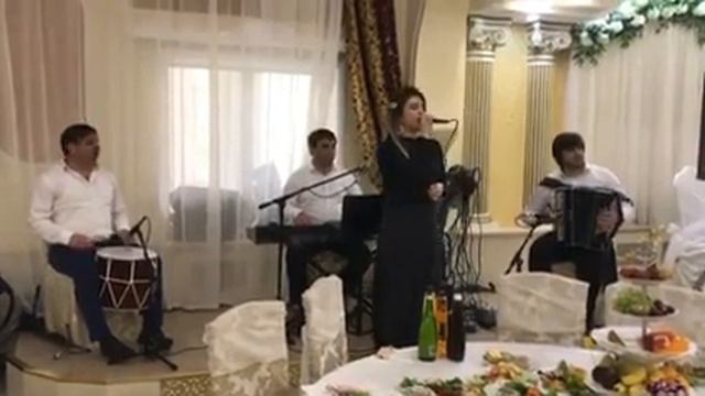 Альбина Казакмурзаева Народная кумыкская песня смотреть онлайн
