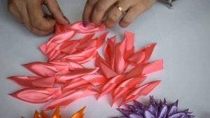 Как сделать цветок АСТРА из атласных лент.Мастер класс канзаши.