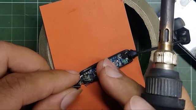 Sửa tai nghe Bluetooth JBL bị mất nguồn không sạc được | nguyên nhân tai nghe Bluetooth hỏng. смотреть онлайн