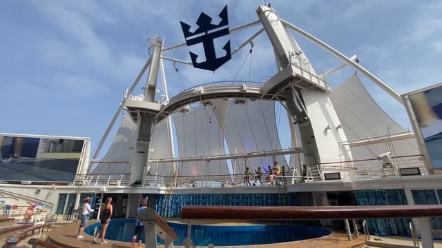 Last days of EMPTY CRUISE SHIP | Harmony of the Seas | aqua rehearsals | new cabin | rocky day смотреть онлайн