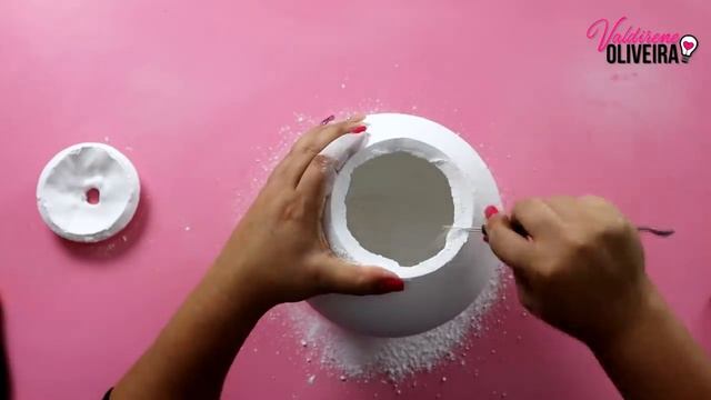 IDEIA INCRIVEL !!! VASO de CIMENTO e BEXIGA , FÁCIL de FAZER - DIY VASOS DECORATIVOS - DIY VASE смотреть онлайн