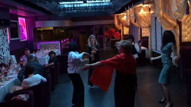 Саксофонистка Анастасия Елгина смотреть онлайн