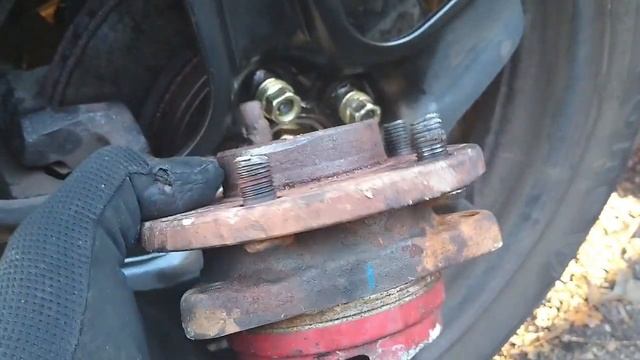 Lug nuts just spinning and won't come off, try this. смотреть онлайн