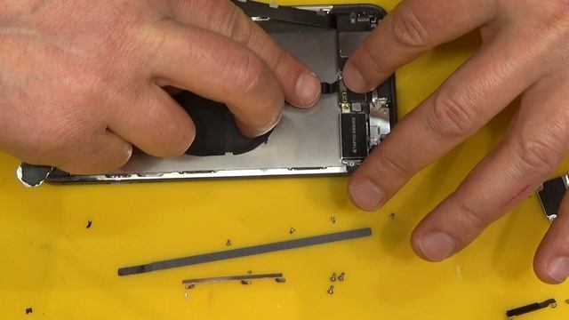 iphone 11 pro MAX..жестко помятый,меняем корпус смотреть онлайн