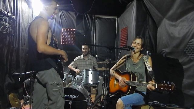 Юлия Бессонова и "Тяжёлый Случай" - Редкая Птица (Репетиция) смотреть онлайн