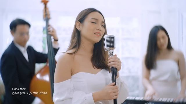 Wedding Medley (Beautiful In White, Can't Help Falling In Love, Perfect And More) - Mild Nawin