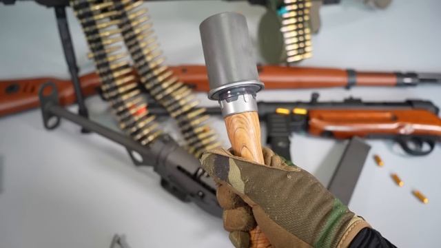 WW2 Toy Gun - German Army - MG42 Nerf Gun and Airsoft -Luger P08- MP40 - Kar98k- Toy Guns collectio смотреть онлайн