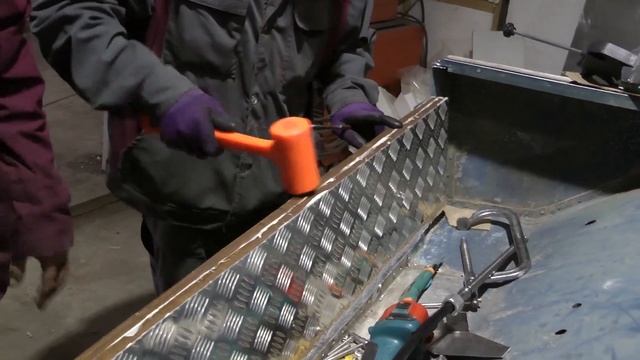 Прогресс 4. Подъём и усиление транца. смотреть онлайн