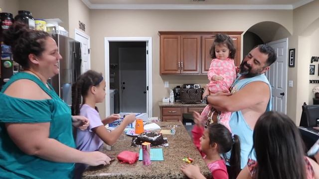 Vlog: *June 3-5, 2021* ~Andres' B-day, Last Day of Virtual School, Swimming + More!~ смотреть онлайн