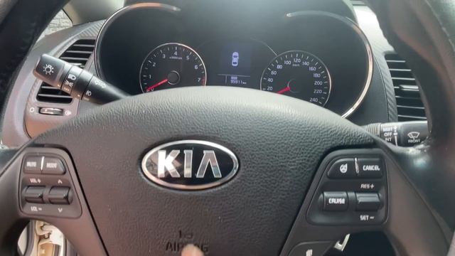 Kia K3 2015 1.6 MT. Xe Cực Chất. Giá : 388tr Liên Hệ Xem Xe : 0859 333 331 (zalo)