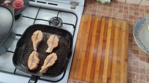 Как Пожарить Форель На Сковороде. Румяный стейк из свежей Форели.