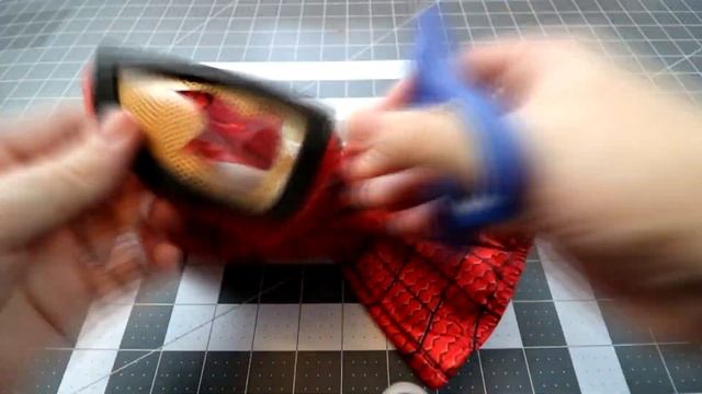 Make Your Own Amazing Spider-Man Suit - DIY Battle Damaged Andrew Garfield Costume смотреть онлайн