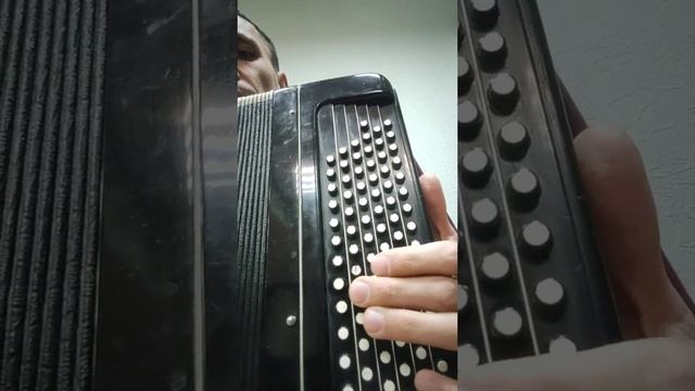 "Под небом Парижа" Разбор на баяне. Как научиться красиво играть на баяне смотреть онлайн