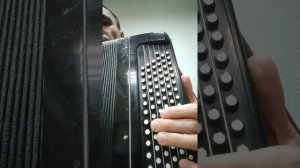 "Под небом Парижа" Разбор на баяне. Как научиться красиво играть на баяне