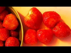 Вредители клубники Слюнявка - пенница.