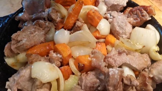 Салаты с Соусом Песто