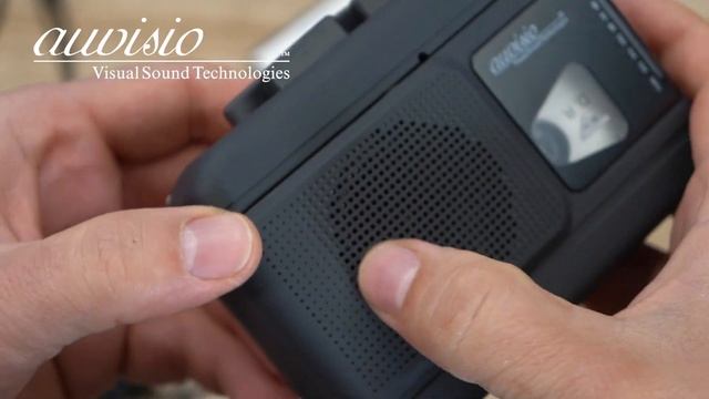 Tragbarer Kassettenspieler mit Bluetooth-Transmitter und Lautsprecher смотреть онлайн