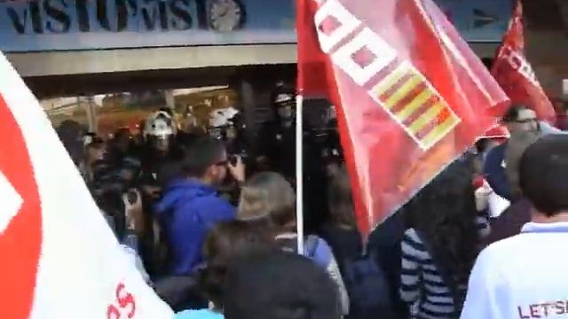 piquete corte ingles alicante.AVI смотреть онлайн