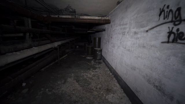 Exploring Abandoned Detroit Cooley High School смотреть онлайн