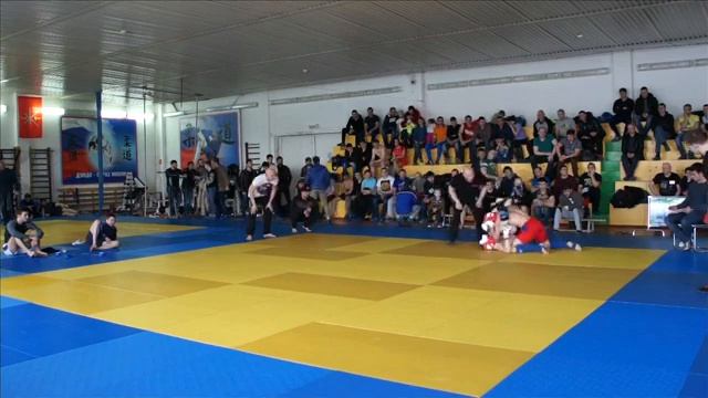 Смеловский Александр VS Курбанов Гамзат смотреть онлайн