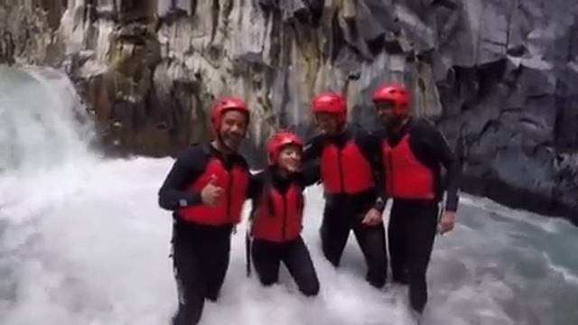 Gole dell’alcantara смотреть онлайн