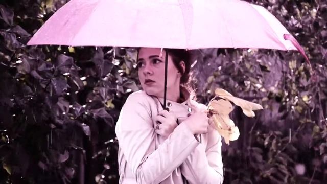 Сшила платье из листьев/ 5 идей для осенней фотосессии на природе смотреть онлайн