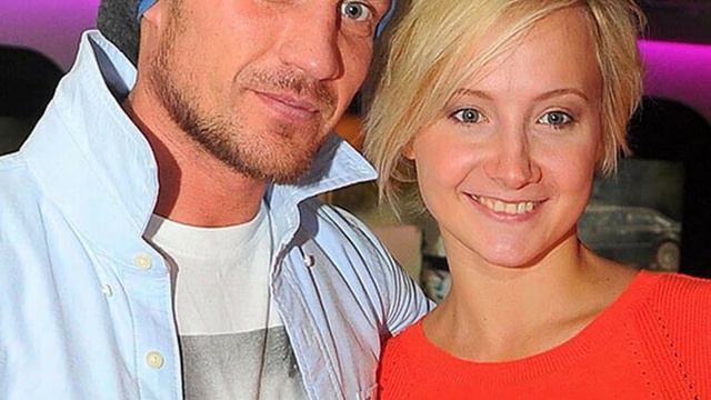 Встреча Года: Безрукому Отцу Роману Костомарову Повезло Увидеть Детей После Долгой Разлуки! смотреть онлайн