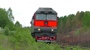 ТЭП70-0157 с пригородным поездом Предтурье - Алапаевск