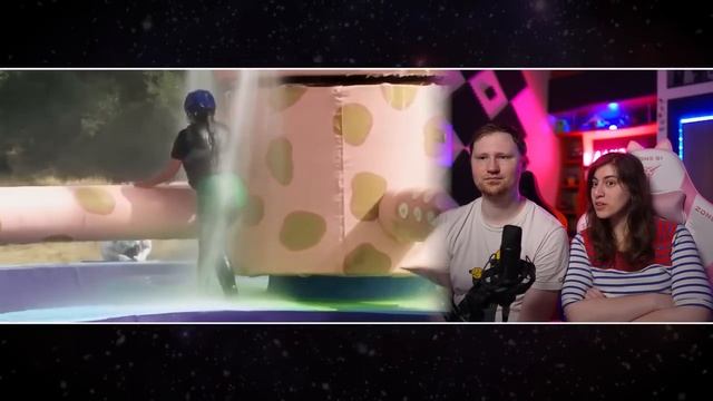 БАТЯ В 53 ГОДА НА СЛОЖНОЙ ПОЛОСЕ ПРЕПЯТСТВИЙ В АМЕРИКЕ (WIPEOUT) | РЕАКЦИЯ на Yuri The Professional смотреть онлайн