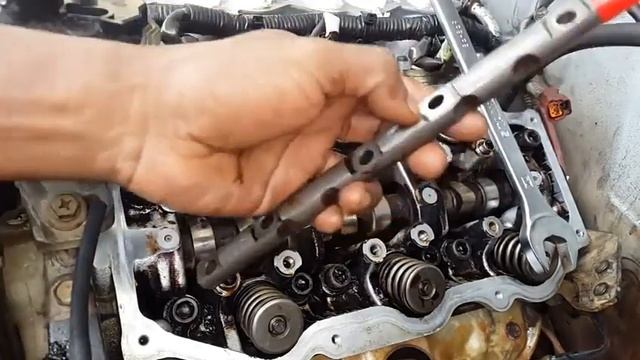 Nissan Vg33e #6 cyl valve-stem seal replacement. смотреть онлайн