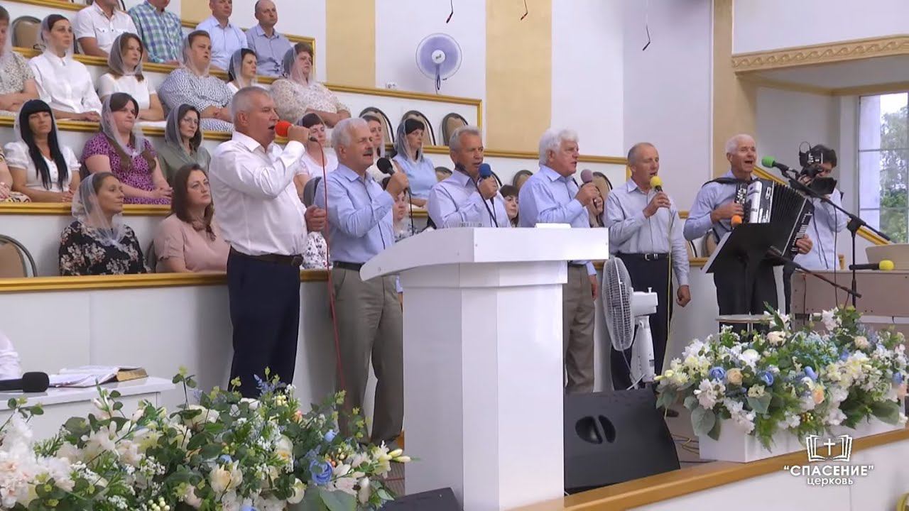 Среди невзгод, сомненья и ненастья / Песня смотреть онлайн