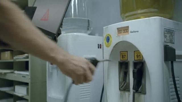 Nissan LEAF Commercial Imagine A World Where Everything Runs On Gas, by Windsor Nissan NJ смотреть онлайн