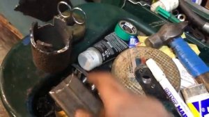 КАК ЗАФИКСИРОВАТЬ И ОТВЕРНУТЬ ШКИВ КОЛЕНВАЛА НА ФОРД ФОКУС ?