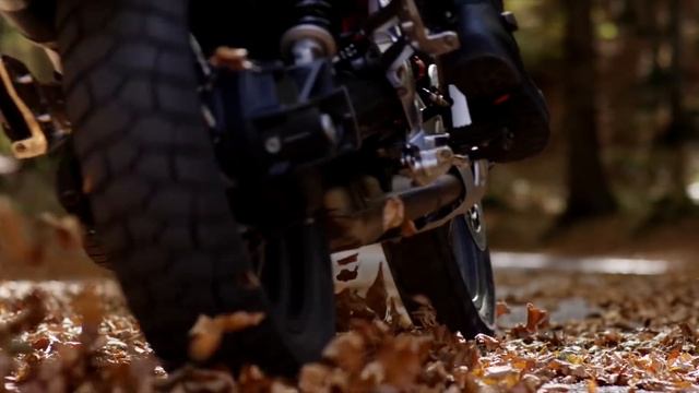 LEAK - New adventure bike - Suzuki DR-Big 1000 смотреть онлайн