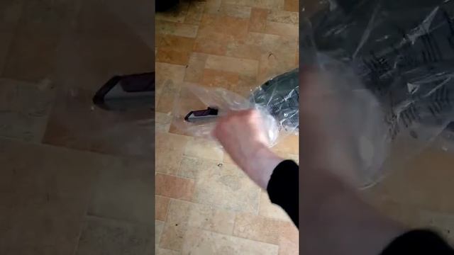 Аккумуляторный пылесос Black+Decker DVJ325BFS смотреть онлайн