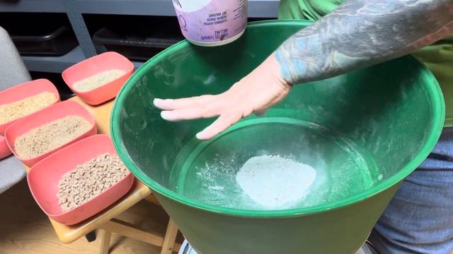 New Worm Chow grinder #wormfarming смотреть онлайн