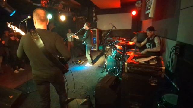 Empty Space // 28.1.23 смотреть онлайн