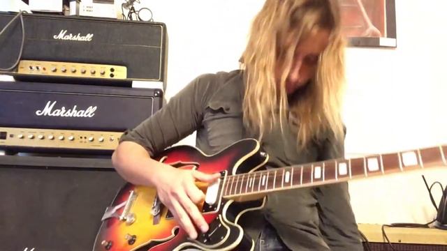 Alex Ivanov Guitar Demo смотреть онлайн