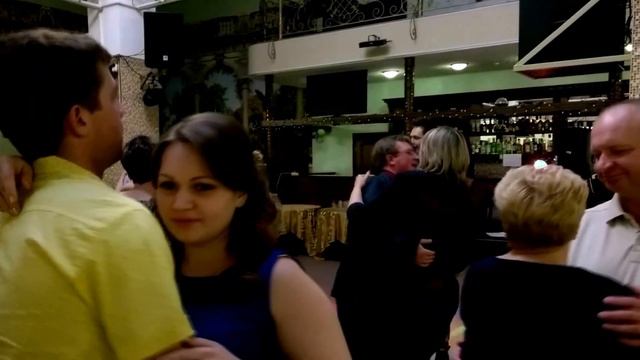 Ведущий во Владимире Август - Просто подари смотреть онлайн