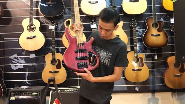 Cort B4 Element смотреть онлайн