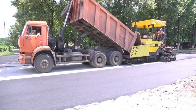 В Первомайском ремонтируют дороги смотреть онлайн