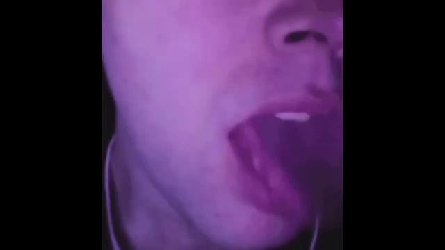 pov: феба16 на протяжении двух минут делает тебе сочный кунилингус смотреть онлайн