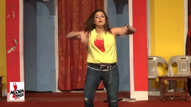 BOLLYWOOD MUJRA MEDLEY - 2017 PAKISTANI MUJRA DANCE 