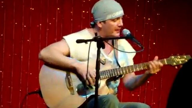 Алексей Костюшкин - Улыбнись (г.Красноярск, бар 