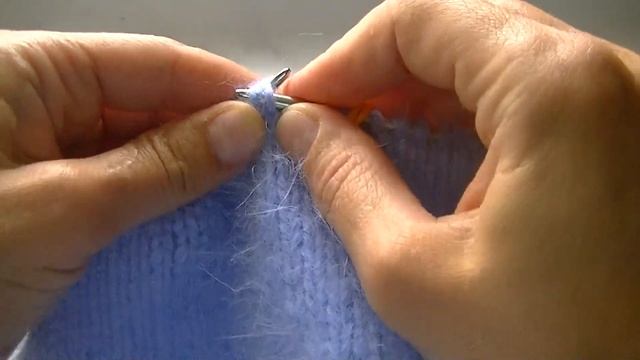 ПОПУЛЯРНАЯ ШАПОЧКА ИЗ ИНСТАГРАМА - НЕОБЫЧНАЯ ДВУХСТОРОННЯЯ ШАПКА БИНИ СПИЦАМИ. смотреть онлайн