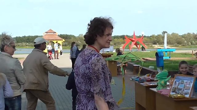 Мозырь.Ценр технического творчества детей и молодёжи.В парке 09 09 2017 смотреть онлайн
