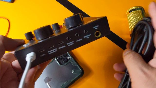 V8 Soundcard to Iphone 11 Promax смотреть онлайн